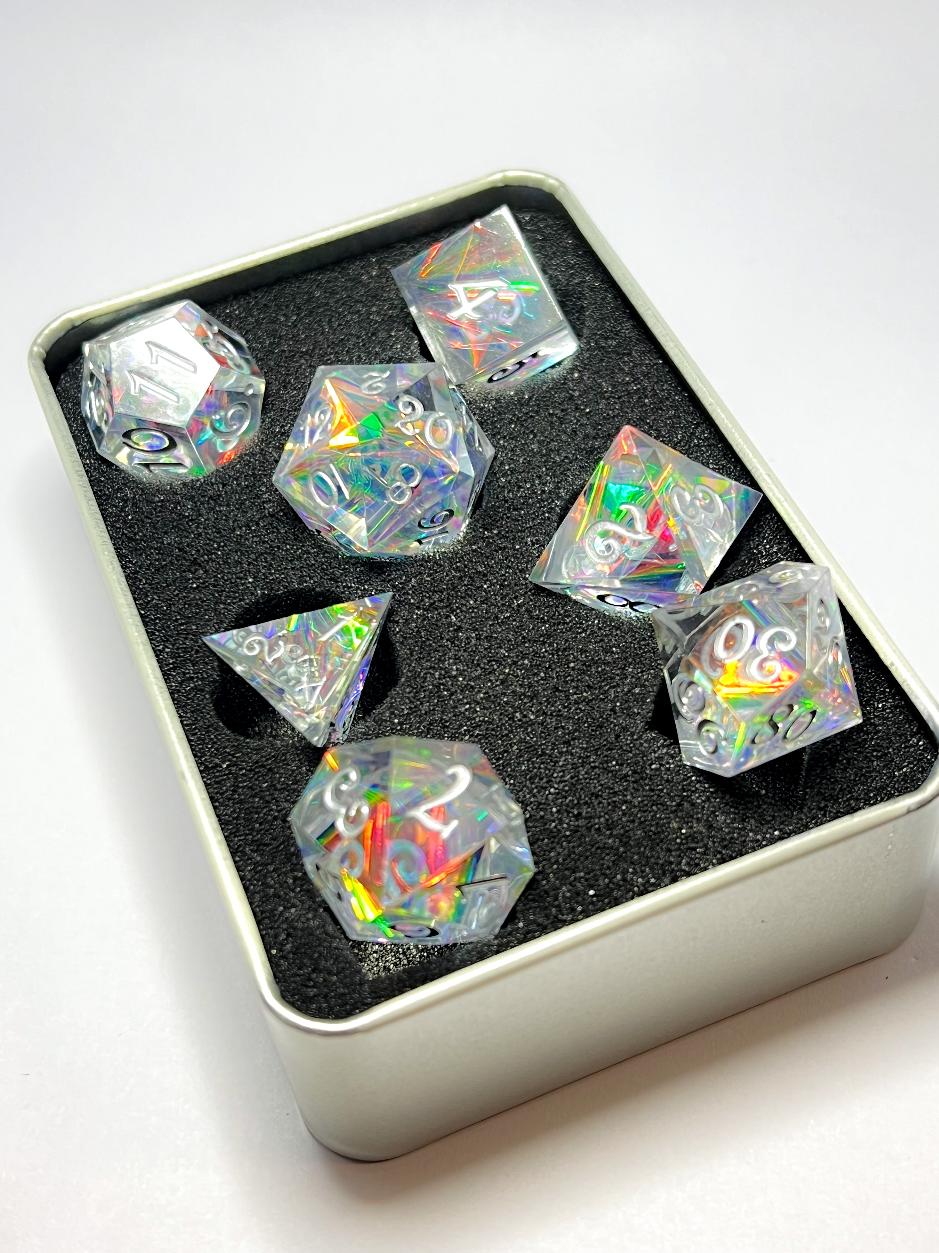Sharp-edged dice set "Prismatic Shards"